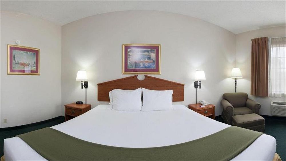 Holiday Inn Express Hotel & Suites Vinita, An Ihg Hotel Exterior foto